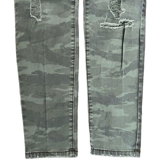 ARIZONA JEANS Green Camouflage Pants Size 5 - Picture 6 of 16